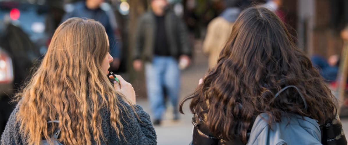 teenaged girl vaping