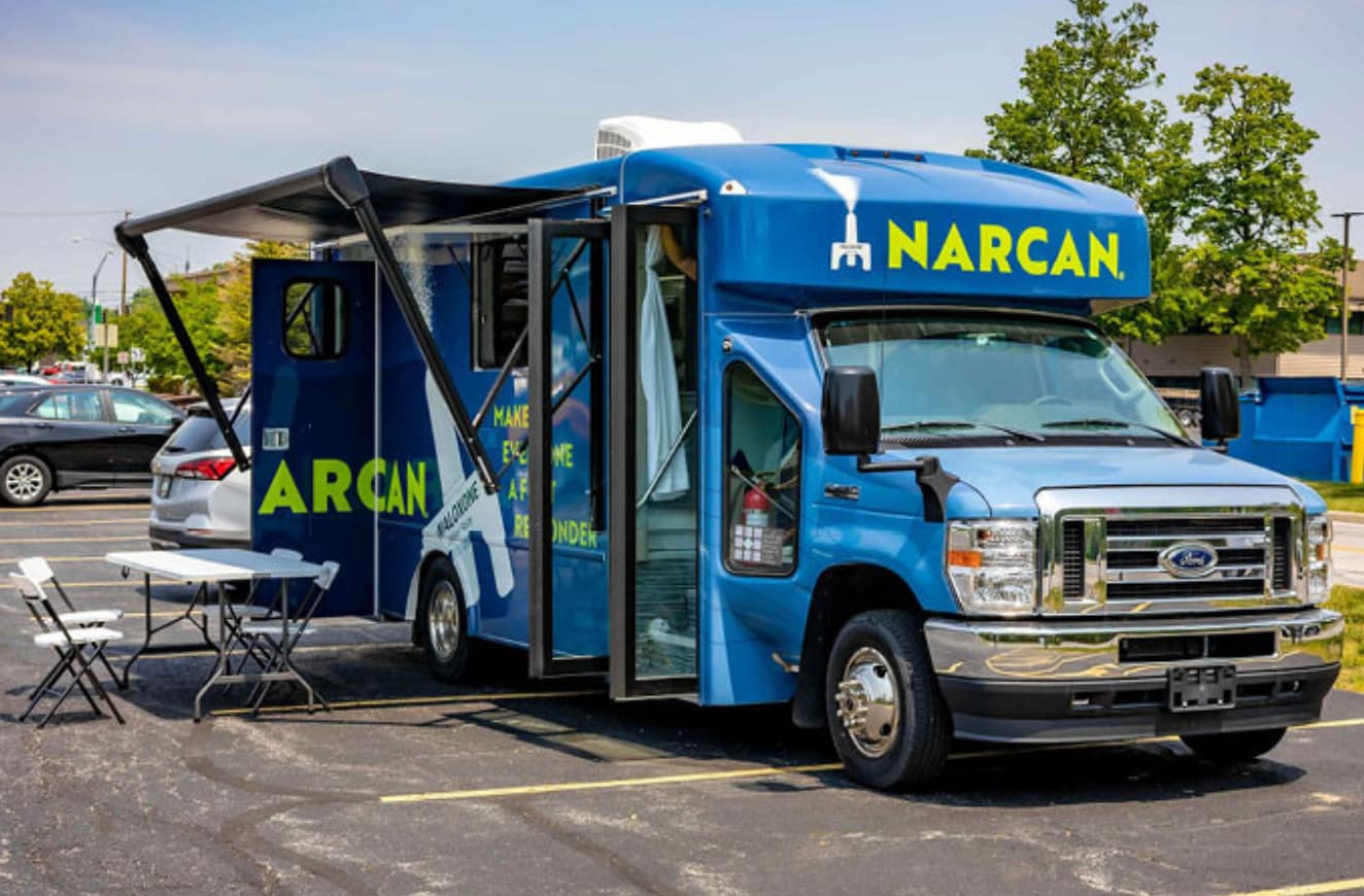 mobile van to distribute Narcan