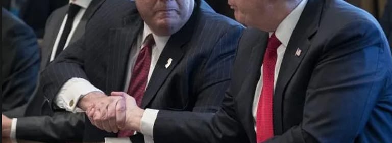 political leaders shaking hands
